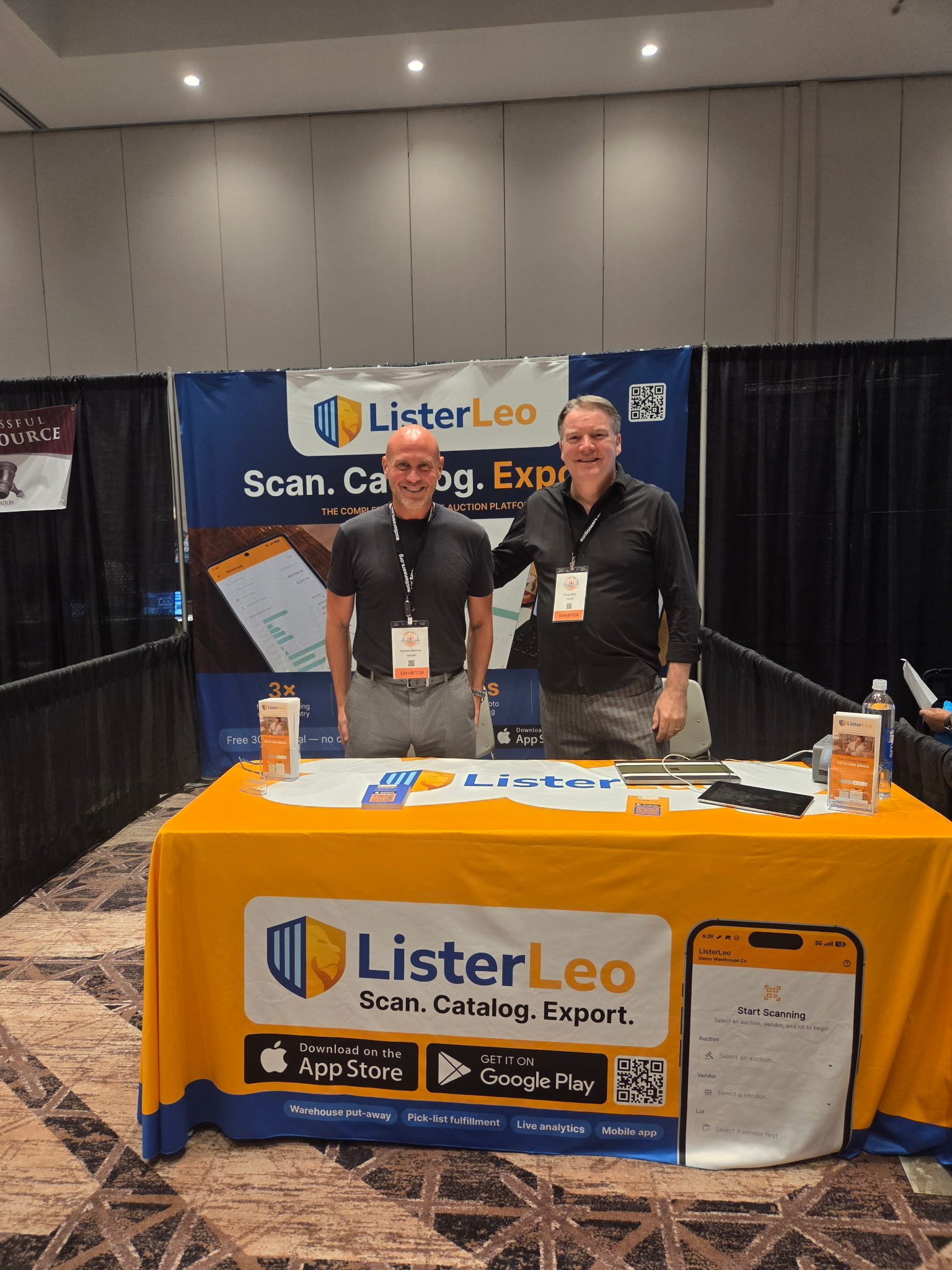 ListerLeo Show Booth